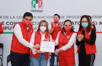 PRI registra a sus mejores candidatos para competir por diputaciones federales