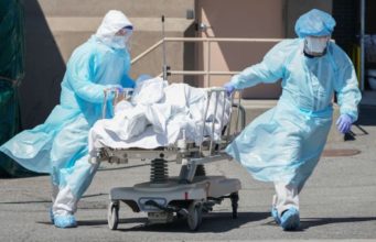 Estados Unidos rompe récord de casos nuevos diarios de Covid-19