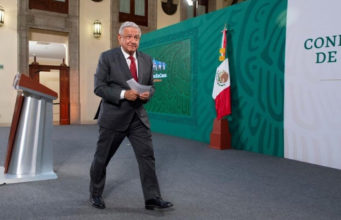 AMLO confirma que la próxima semana se vacunará contra el COVID-19