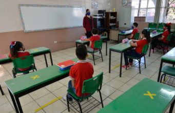 Docentes de Edomex analizan estrategias para el regreso a las aulas
