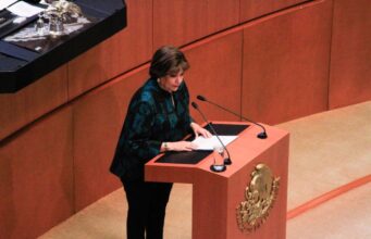 Comparece ante el Congreso la secretaria de Educación