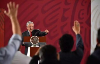 INE rechaza sanciones contra AMLO por llamado al voto por los candidatos de su partido