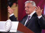 López Obrador anuncia intención de incrementar el salario mínimo para el próximo año