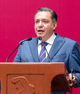 Ricardo Moreno resuelve adeudo histórico de Toluca de forma rápida y eficiente El alcalde Ricardo Moreno elimina en tiempo récord la deuda del municipio de Toluca con ISSEMYM, destacando su gestión financiera.