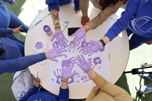 Las internas de penales en Edomex se preparan para la marcha del 8M con mensajes de lucha y empoderamiento.