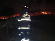 Bomberos de Toluca enfrentan incendio de pastizal en San Luis Obispo Un incendio en San Luis Obispo es combatido por bomberos de Toluca en una situación crítica. Conozca los detalles.