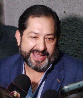 Reforma electoral en Edoméx aún en espera según Francisco Vázquez El líder de la JUCOPO en Edoméx, Francisco Vázquez, aclara que no hay propuesta formal de reforma electoral aún.