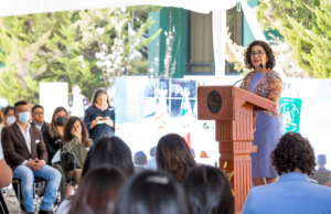 Paty Zarza impulsa una universidad inclusiva en UAEMéx La rectora Paty Zarza transforma la UAEMéx hacia una institución más cercana a las comunidades académicas.