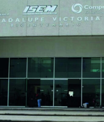 Diputado propone extinguir el ISEM y unirlo a la Secretaría de Salud La iniciativa busca mejorar la atención médica en el Estado de México al reestructurar el sistema de salud estatal.