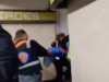 Policías auxilian a joven durante labor de parto en la estación Indios Verdes del Metro