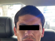 Detención de Reinaldo Daniel N. por homicidio y robo en Toluca La policía de Toluca captura a un prófugo por homicidio después de agredir a su pareja y robarle un celular.