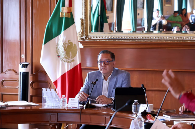 El Gobierno municipal de Toluca intensifica operativos para erradicar la venta de alcohol a menores de edad, promoviendo un comercio responsable.