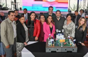 Reconocimiento a padres trabajadores del Congreso del Estado de México El Congreso mexiquense celebra a sus 685 padres trabajadores, destacando su dedicación y arduo trabajo en la institución.