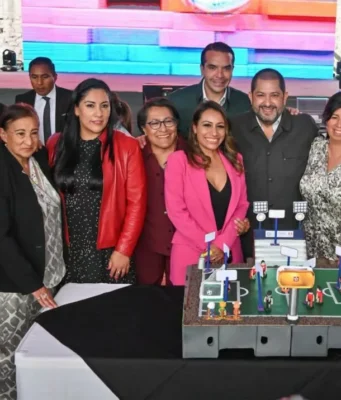 Reconocimiento a padres trabajadores del Congreso del Estado de México El Congreso mexiquense celebra a sus 685 padres trabajadores, destacando su dedicación y arduo trabajo en la institución.