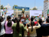 IEEM Fomenta Valores Democráticos en Niños de Lerma y Calimaya El IEEM presenta cuentos a través de teatro guiñol para enseñar valores democráticos a niños en Lerma y Calimaya.