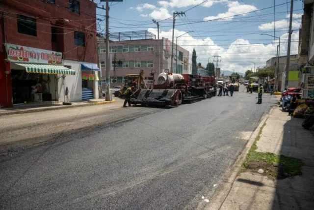 Descubre cómo la Laguna de 7 Colores se transforma para beneficiar a miles de habitantes en su comunidad.