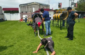 UAEMéx refuerza la capacitación en seguridad y emergencias universitarias La UAEMéx fortalece la preparación de sus recursos en seguridad para mejorar la atención ante emergencias universitarias.
