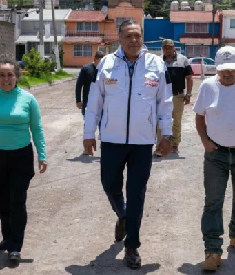 Ricardo Moreno supervisa los avances en la rehabilitación de la Avenida del Trabajo Ricardo Moreno revisa el progreso del 60% en la rehabilitación de la Avenida del Trabajo, un proyecto clave para la comunidad.