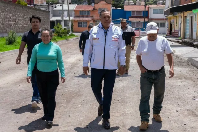ricardo-moreno-supervisa-avance-rehabilitacion-avenida-trabajo Ricardo Moreno revisa el progreso del 60% en la rehabilitación de la Avenida del Trabajo, un proyecto clave para la comunidad.