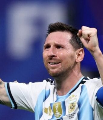 Lionel Messi habló sobre su angustia en el partido contra Egipto El capitán Messi comparte los momentos difíciles que vivió durante el Mundial enfrentando a Egipto en los octavos de final.