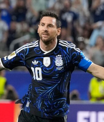 El técnico que predice el triunfo de Argentina en el Mundial Un análisis sobre el pronóstico del técnico que confía en que Argentina volverá a ganar el Mundial.