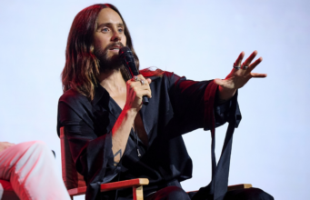 Jared Leto enfrentará acusaciones de abuso sexual en documental de la BBC La BBC presentará un documental que revela acusaciones de abuso sexual contra Jared Leto por varias mujeres.