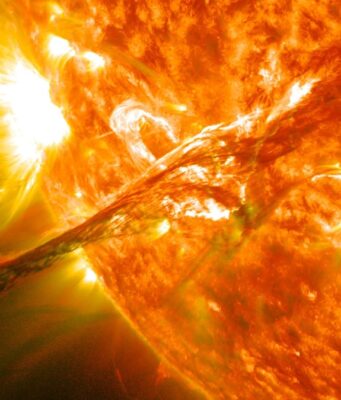 Fuerte llamarada solar de categoría X alerta a expertos en tecnología Una poderosa llamarada solar de categoría X ha encendido las alarmas entre especialistas en astronomía y tecnología.
