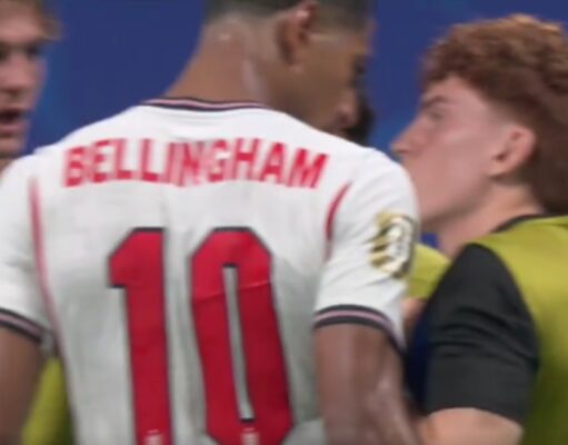 Jude Bellingham golpea a Valentín Barco tras victoria de Argentina en Mundial La victoria de Argentina sobre Inglaterra dejó un polémico momento entre Jude Bellingham y Valentín Barco que no puedes perderte.