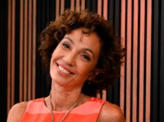 Alejandro Guyot recuerda a Ernestina Pais con conmovedora fotografía El exmarido de Ernestina Pais compartió un emotivo recuerdo en Instagram tras su fallecimiento, llenando de cariño las redes.