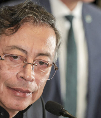 Gustavo Petro y la demanda para anular la elección presidencial en Colombia Gustavo Petro presenta un portal con presuntas pruebas de fraude electoral relacionado con la elección presidencial en Colombia.
