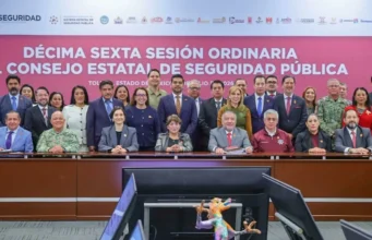 Congresistas mexiquenses abordan seguridad en Consejo Estatal de Seguridad Congresistas de México participan en importante reunión sobre seguridad estatal, destacando temas críticos de actualidad.