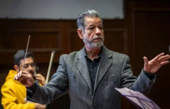 Jairo Saquicoray Ávila y su pasión musical en la UAEMéx Descubre cómo Jairo Saquicoray Ávila encuentra un lugar en la UAEMéx para expresar su amor por la música.