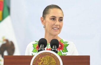 Sheinbaum Pardo anuncia su asistencia a la final del Mundial La jefa de gobierno Sheinbaum Pardo viajará a Estados Unidos para asistir a la final del Mundial y regresará a México el lunes.