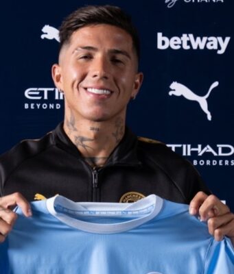 Reacción de Erling Haaland ante el fichaje de Enzo Fernández en Manchester City Erling Haaland mostró una sorprendente reacción tras enterarse del nuevo fichaje del Manchester City, Enzo Fernández.
