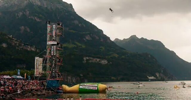 un-nuevo-record-guinness-en-suiza-por-un-saltador-audaz Descubre la increíble hazaña de un saltador suizo que logró un récord Guinness volando 28 metros.