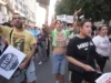 Protestas en Madrid exigen respuestas a la crisis de vivienda actual Activistas se agrupan en Madrid para demandar soluciones efectivas ante la creciente crisis de vivienda en la ciudad.