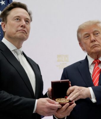 Trump reconoce a Musk como tesoro nacional con Medalla de Ciencia El presidente Trump otorga la Medalla Nacional de la Ciencia a Elon Musk y otros líderes tecnológicos destacados.